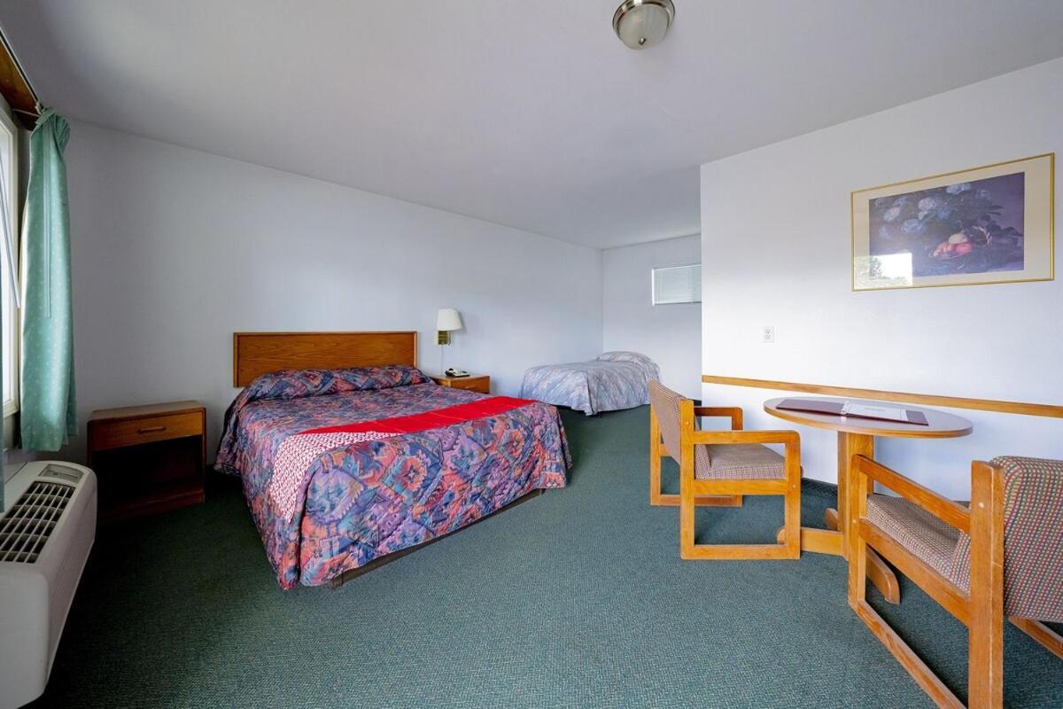 Budget 8 Motel John Day Exteriör bild